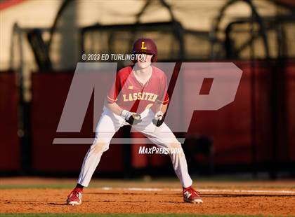 Thumbnail 1 in Kell @ Lassiter photogallery.
