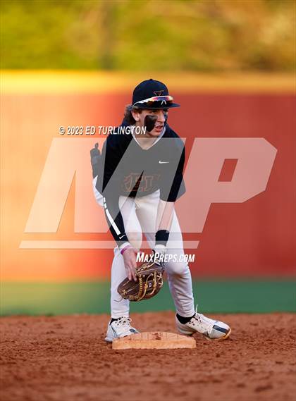 Thumbnail 3 in Kell @ Lassiter photogallery.