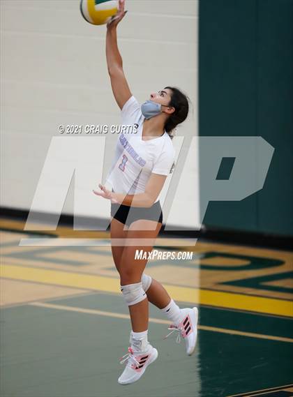Thumbnail 2 in Charlotte Catholic @ Independence photogallery.
