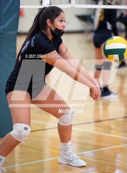 Thumbnail 2 in Charlotte Catholic @ Independence photogallery.