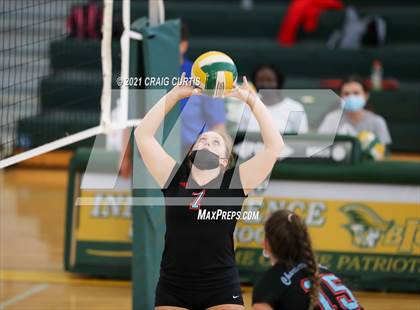 Thumbnail 2 in Charlotte Catholic @ Independence photogallery.