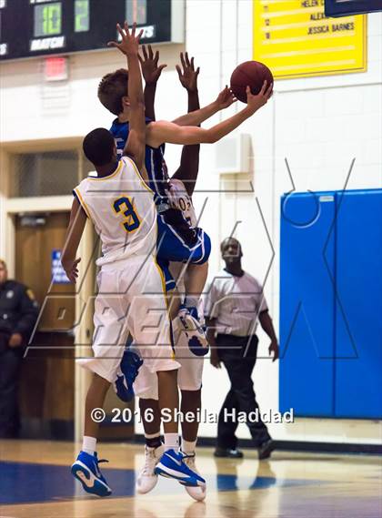 Thumbnail 2 in Jesuit @ Jefferson photogallery.