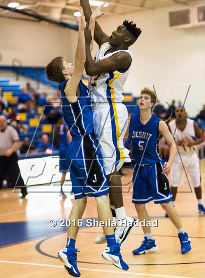 Thumbnail 3 in Jesuit @ Jefferson photogallery.