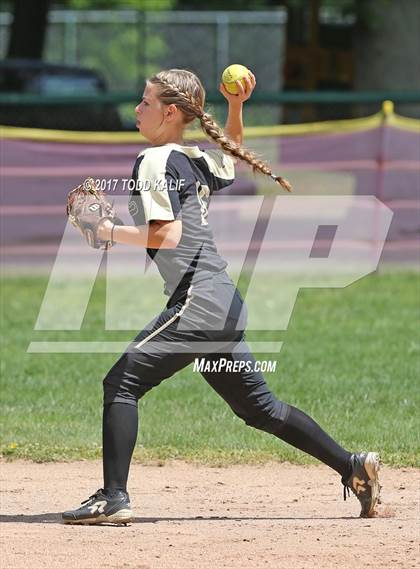 Thumbnail 2 in Norwich Free Academy vs. Trumbull (CIAC Class LL Quarterfinal) photogallery.
