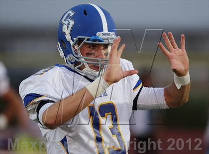 Thumbnail 2 in Charter Oak @ Los Osos photogallery.