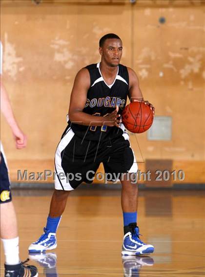 Thumbnail 3 in Campbell Hall vs. Newark Memorial (California Classic) photogallery.