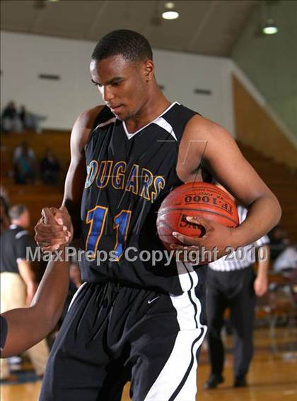 Thumbnail 1 in Campbell Hall vs. Newark Memorial (California Classic) photogallery.