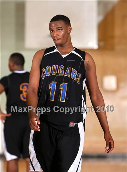 Thumbnail 2 in Campbell Hall vs. Newark Memorial (California Classic) photogallery.