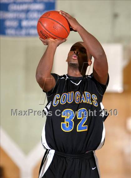 Thumbnail 3 in Campbell Hall vs. Newark Memorial (California Classic) photogallery.