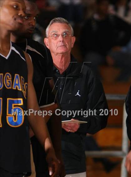Thumbnail 3 in Campbell Hall vs. Newark Memorial (California Classic) photogallery.