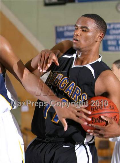 Thumbnail 3 in Campbell Hall vs. Newark Memorial (California Classic) photogallery.