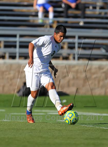Thumbnail 2 in Central Valley vs. River Valley (CIF SJS D3 Final) photogallery.