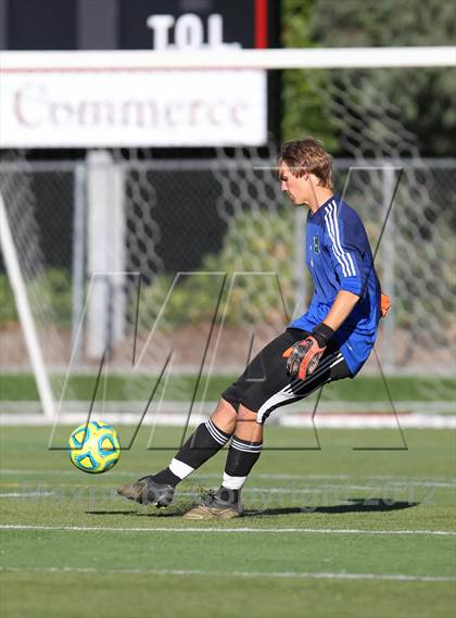 Thumbnail 2 in Central Valley vs. River Valley (CIF SJS D3 Final) photogallery.