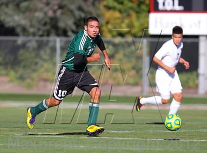 Thumbnail 2 in Central Valley vs. River Valley (CIF SJS D3 Final) photogallery.