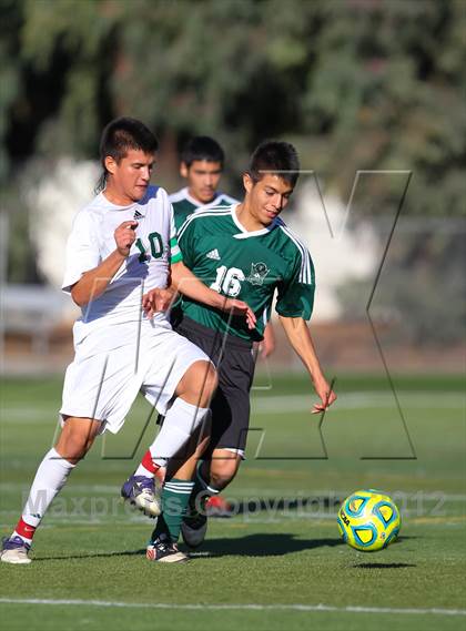 Thumbnail 2 in Central Valley vs. River Valley (CIF SJS D3 Final) photogallery.