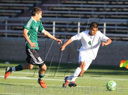 Thumbnail 3 in Central Valley vs. River Valley (CIF SJS D3 Final) photogallery.