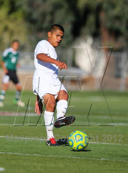 Thumbnail 3 in Central Valley vs. River Valley (CIF SJS D3 Final) photogallery.