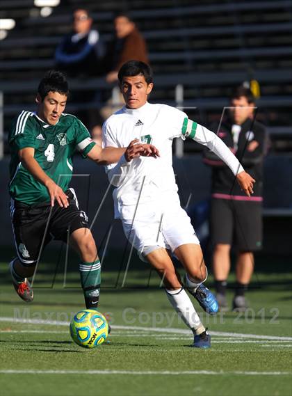 Thumbnail 3 in Central Valley vs. River Valley (CIF SJS D3 Final) photogallery.