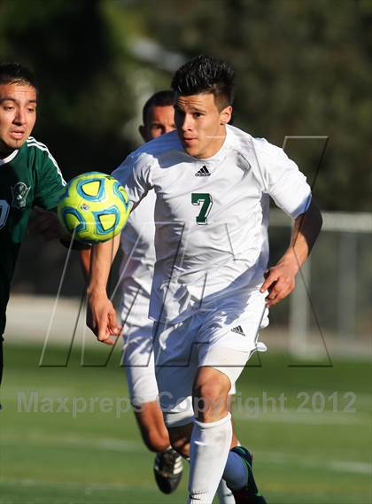Thumbnail 2 in Central Valley vs. River Valley (CIF SJS D3 Final) photogallery.