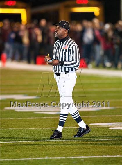 Thumbnail 1 in West Covina vs. Bonita (CIF SS Southeast Division Final) photogallery.