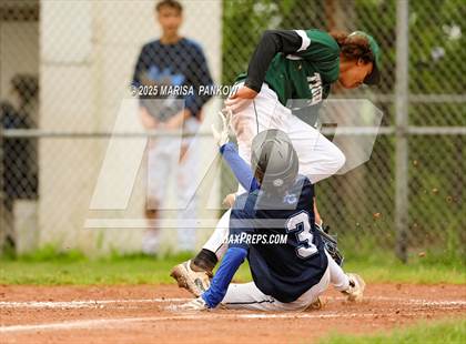 Thumbnail 2 in Bishop Grimes vs Onondaga photogallery.