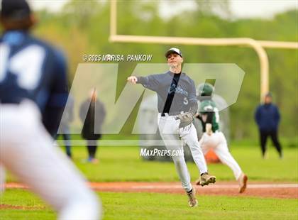 Thumbnail 2 in Bishop Grimes vs Onondaga photogallery.