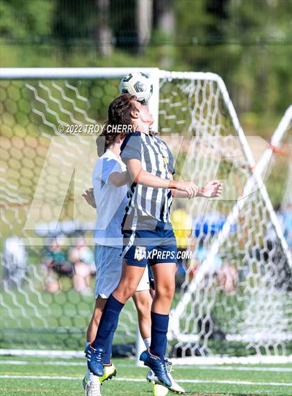 Thumbnail 3 in Charlotte Country Day @  Carmel Christian photogallery.