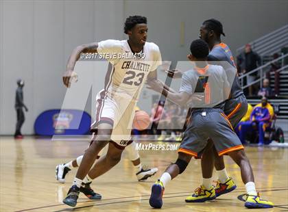 Thumbnail 1 in Landry-Walker vs Chalmette (Allstate Sugar Bowl Classic) photogallery.