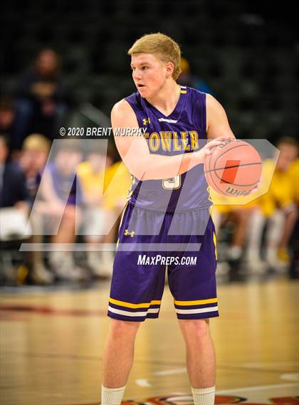 Thumbnail 2 in Yuma vs. Fowler (CHSAA 2A Great 8) photogallery.