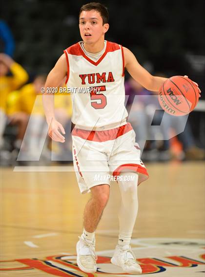 Thumbnail 3 in Yuma vs. Fowler (CHSAA 2A Great 8) photogallery.