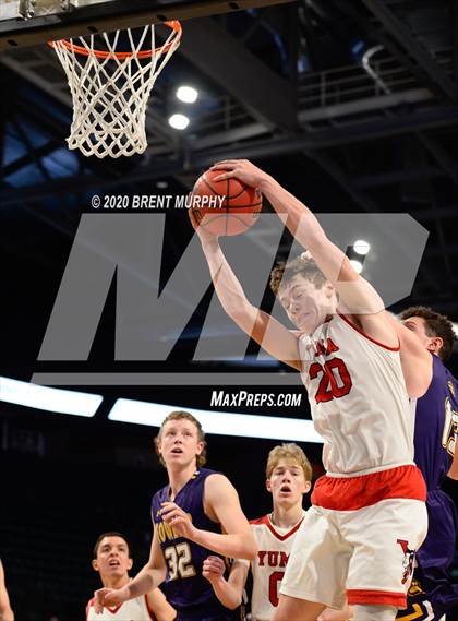 Thumbnail 1 in Yuma vs. Fowler (CHSAA 2A Great 8) photogallery.