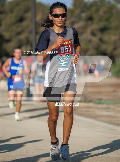 Thumbnail 3 in Larry Burgess Las Vegas Invitational (Varsity Boys A) photogallery.