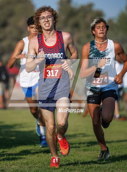 Thumbnail 3 in Larry Burgess Las Vegas Invitational (Varsity Boys A) photogallery.