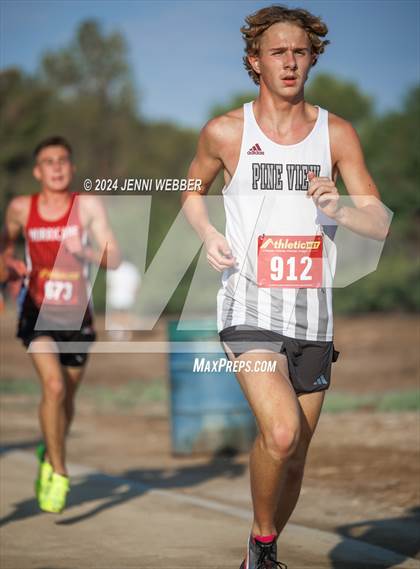 Thumbnail 3 in Larry Burgess Las Vegas Invitational (Varsity Boys A) photogallery.