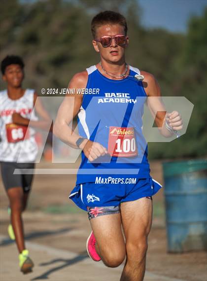 Thumbnail 2 in Larry Burgess Las Vegas Invitational (Varsity Boys A) photogallery.