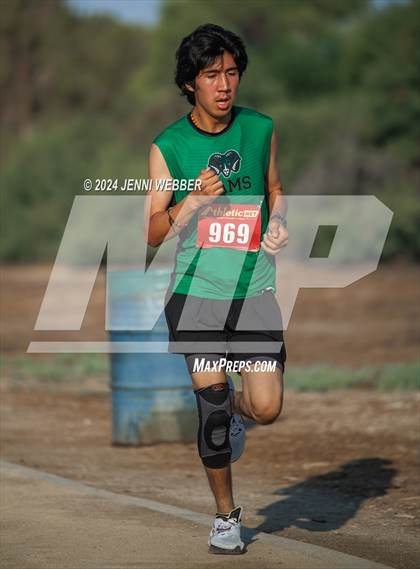 Thumbnail 2 in Larry Burgess Las Vegas Invitational (Varsity Boys A) photogallery.