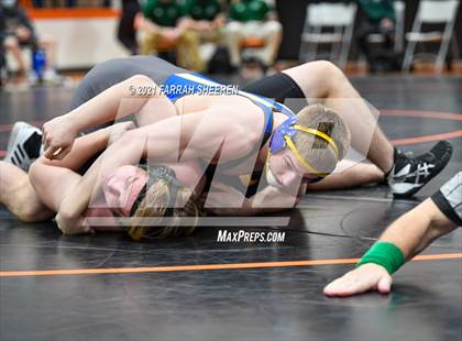 Thumbnail 3 in Klein vs Prosper photogallery.