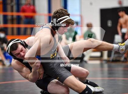 Thumbnail 2 in Klein vs Prosper photogallery.
