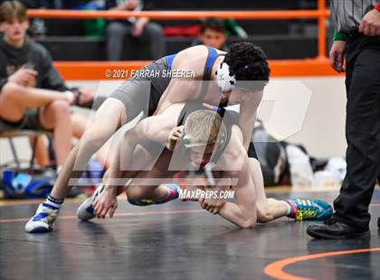 Thumbnail 1 in Klein vs Prosper photogallery.