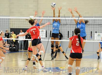 Thumbnail 3 in Marymount vs. Redondo Union (CIF SS D1AA Final) photogallery.