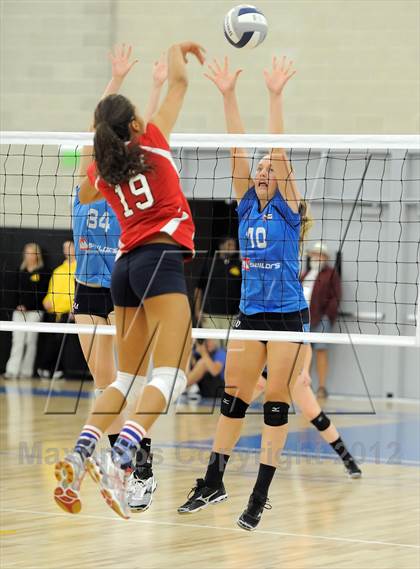 Thumbnail 3 in Marymount vs. Redondo Union (CIF SS D1AA Final) photogallery.