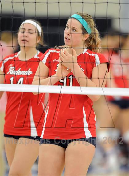 Thumbnail 2 in Marymount vs. Redondo Union (CIF SS D1AA Final) photogallery.
