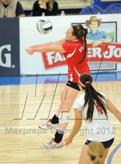 Thumbnail 2 in Marymount vs. Redondo Union (CIF SS D1AA Final) photogallery.