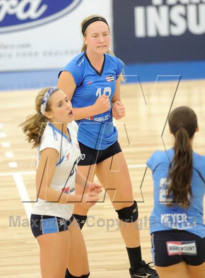 Thumbnail 1 in Marymount vs. Redondo Union (CIF SS D1AA Final) photogallery.
