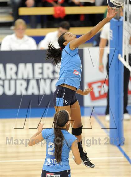 Thumbnail 1 in Marymount vs. Redondo Union (CIF SS D1AA Final) photogallery.