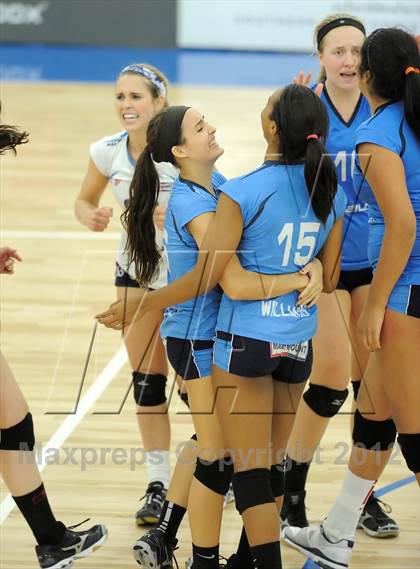 Thumbnail 3 in Marymount vs. Redondo Union (CIF SS D1AA Final) photogallery.