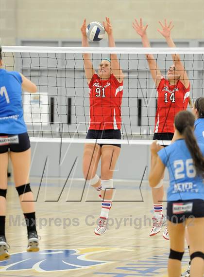 Thumbnail 2 in Marymount vs. Redondo Union (CIF SS D1AA Final) photogallery.