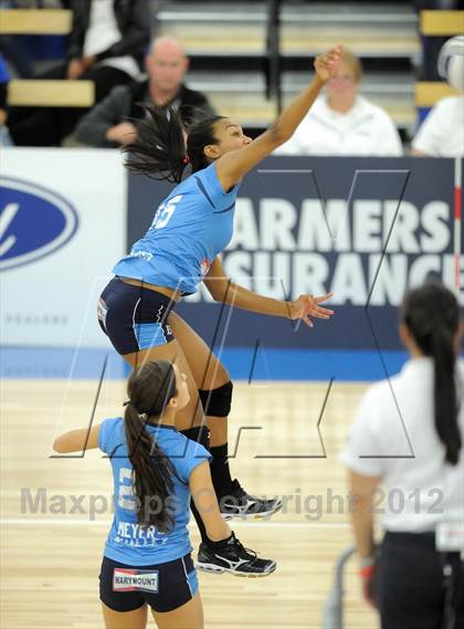Thumbnail 2 in Marymount vs. Redondo Union (CIF SS D1AA Final) photogallery.