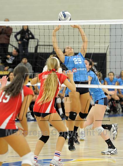Thumbnail 2 in Marymount vs. Redondo Union (CIF SS D1AA Final) photogallery.