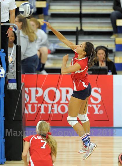 Thumbnail 3 in Marymount vs. Redondo Union (CIF SS D1AA Final) photogallery.